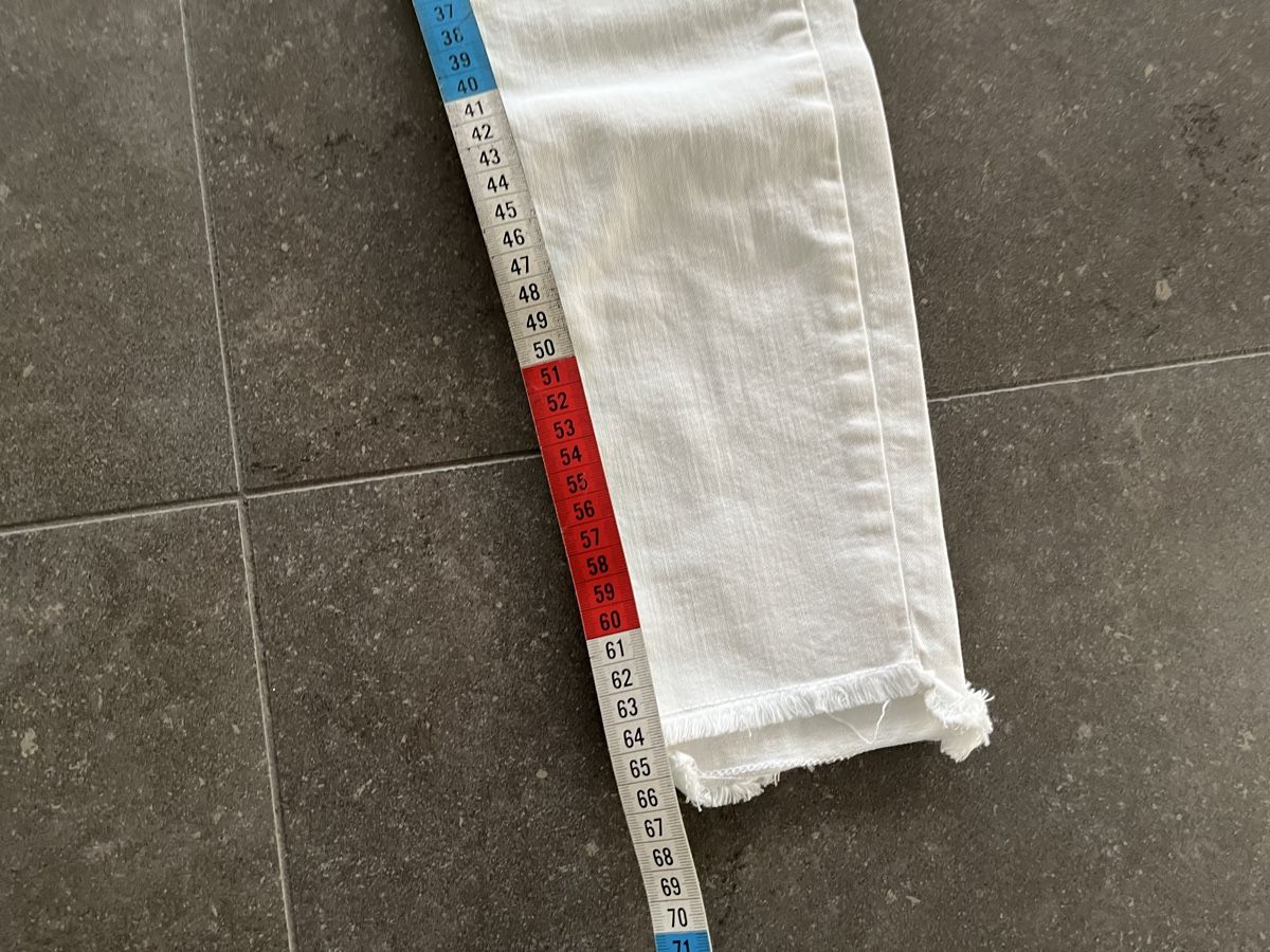 Esprit Jeans: Weisse Jeans von Esprit in 36 – Usato da Niederglatt ZH venduto da karinso 2