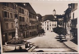PORRENTRUY - Fontaine du Suisse et Banque Cantonale