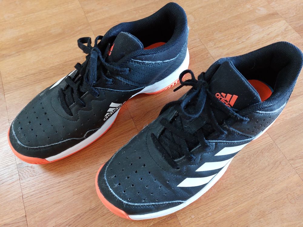 turnschuhe herren halle