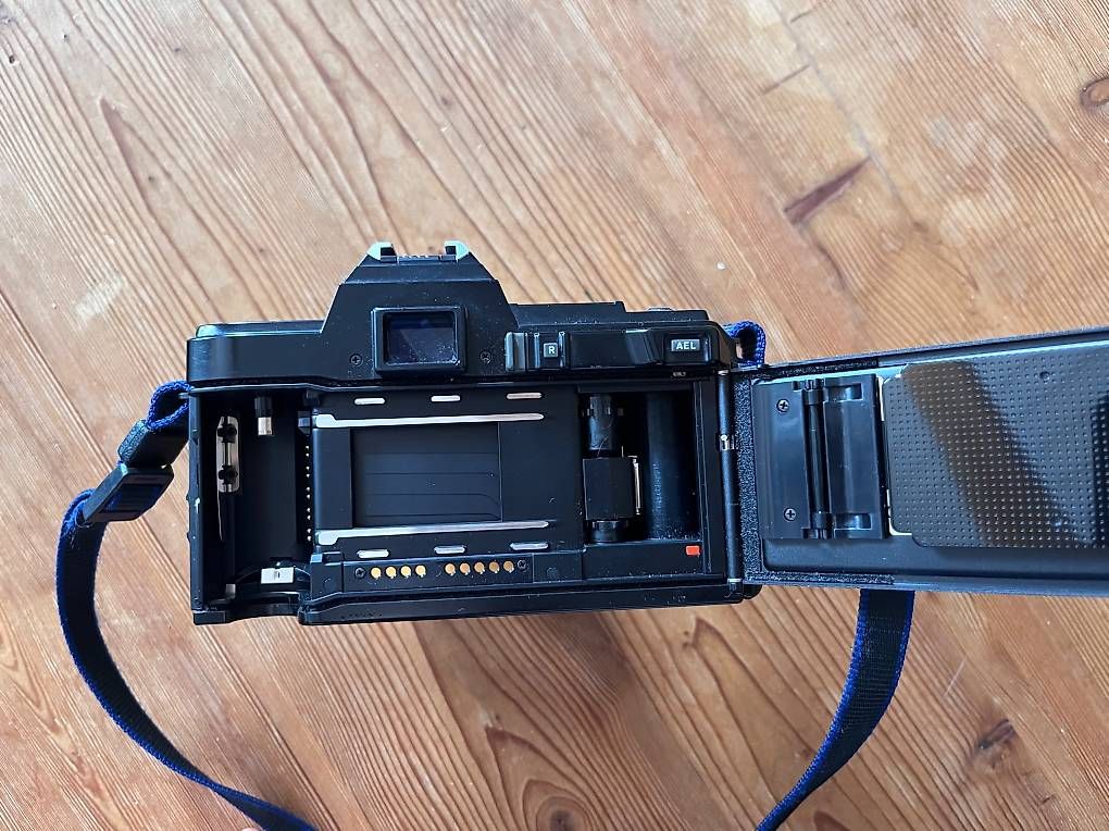 Fotocamera: Minolta 7000 - analog Kamera – Usato da Buch b. Märwil venduto da and_m82w 4