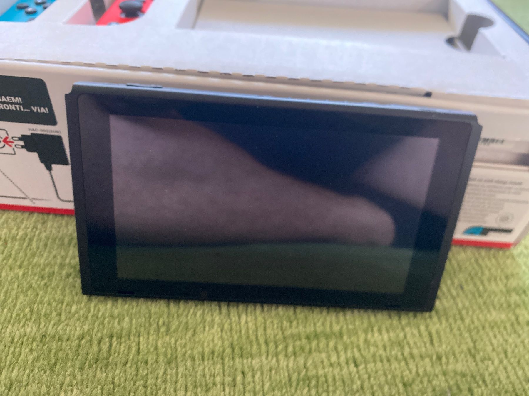 Nintendo Konsolen: Nintendo Switch Konsole mit Originalverpackung gebraucht – Neu und originalverpackt aus Horgen von fil_r5gb 5