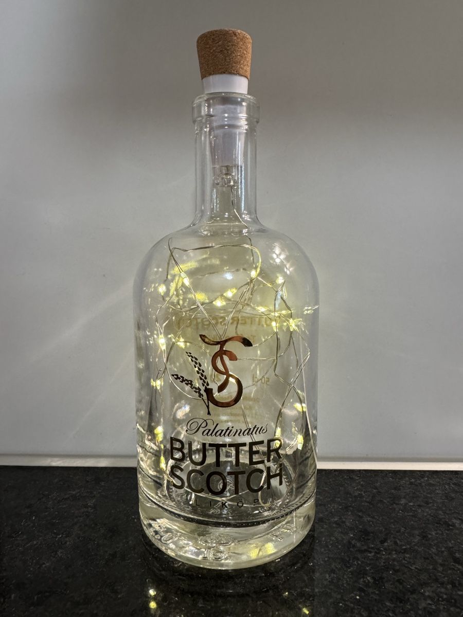 Tutte le decorazioni: Stimmungsvolles Deko-Glas mit USB-Lichterkette – Nuovo (secondo la descrizione) da Klingnau venduto da Cola_Vanille