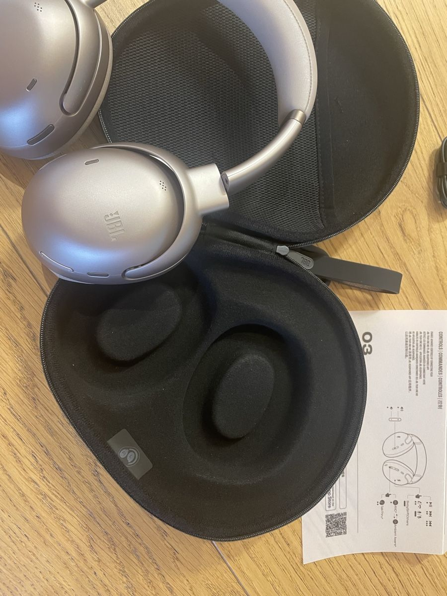JBL Kopfhörer: JBL Tour one M3 Kopfhörer – Neu (gemäss Beschreibung) aus Küssnacht am Rigi von Ginger027 3