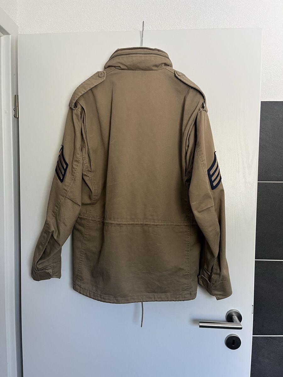 Zara Vestes: Veste US Air Force Presley – D'occasion à Aproz (Nendaz) par Cheers_and_Woof 1