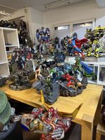 XM Studios JLA vs Darkseid Ver. A (Colour) - DC Comics - 1/6