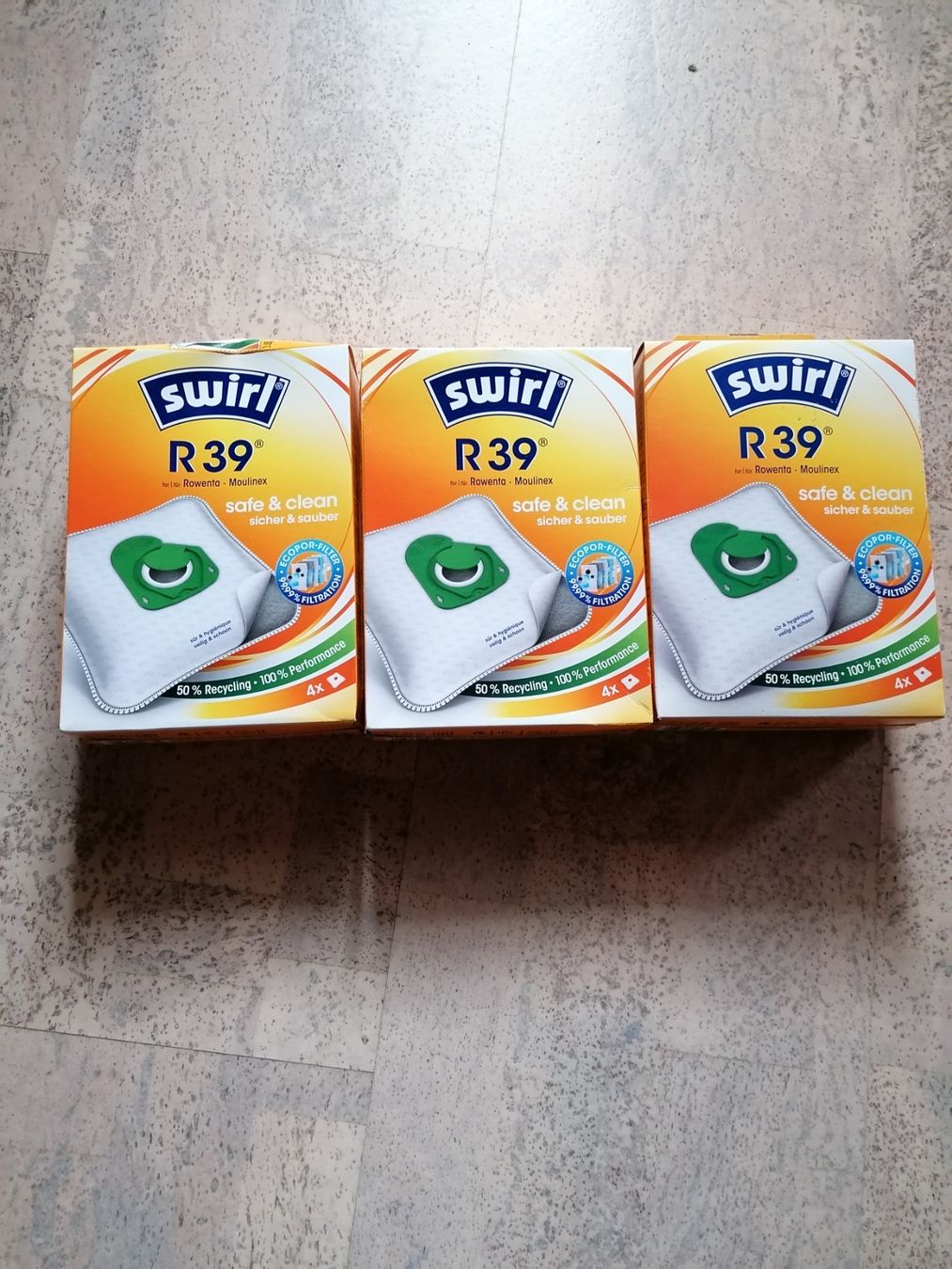 Altro per la casa: 3 Pack Staubsaugersäcke R 39, ungeöffnet – Nuovo e nell'imballaggio originale da Schwanden i.E. venduto da Cothesama