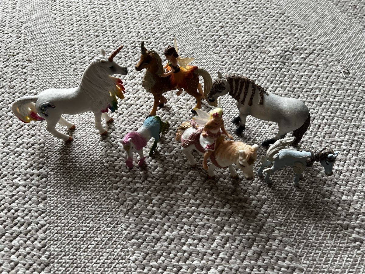 Schleich Giocattoli: Schleich Pferde Einhorn Feen Set neuwertig – Nuovo (secondo la descrizione) da Bottighofen venduto da fritz-81