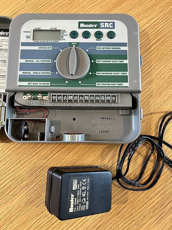 Annaffiatura & Irrigazione: Hunter SRC  Programmateur darrosage automatique 6 zones – Usato da Nyon venduto da dkl_72sz 2