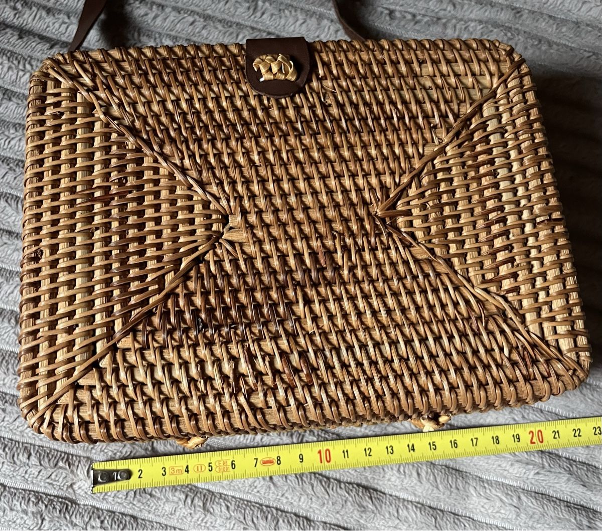 Taschen für Damen: Sac en rotin – Neu (gemäss Beschreibung) aus Biel/Bienne von Fjollushe