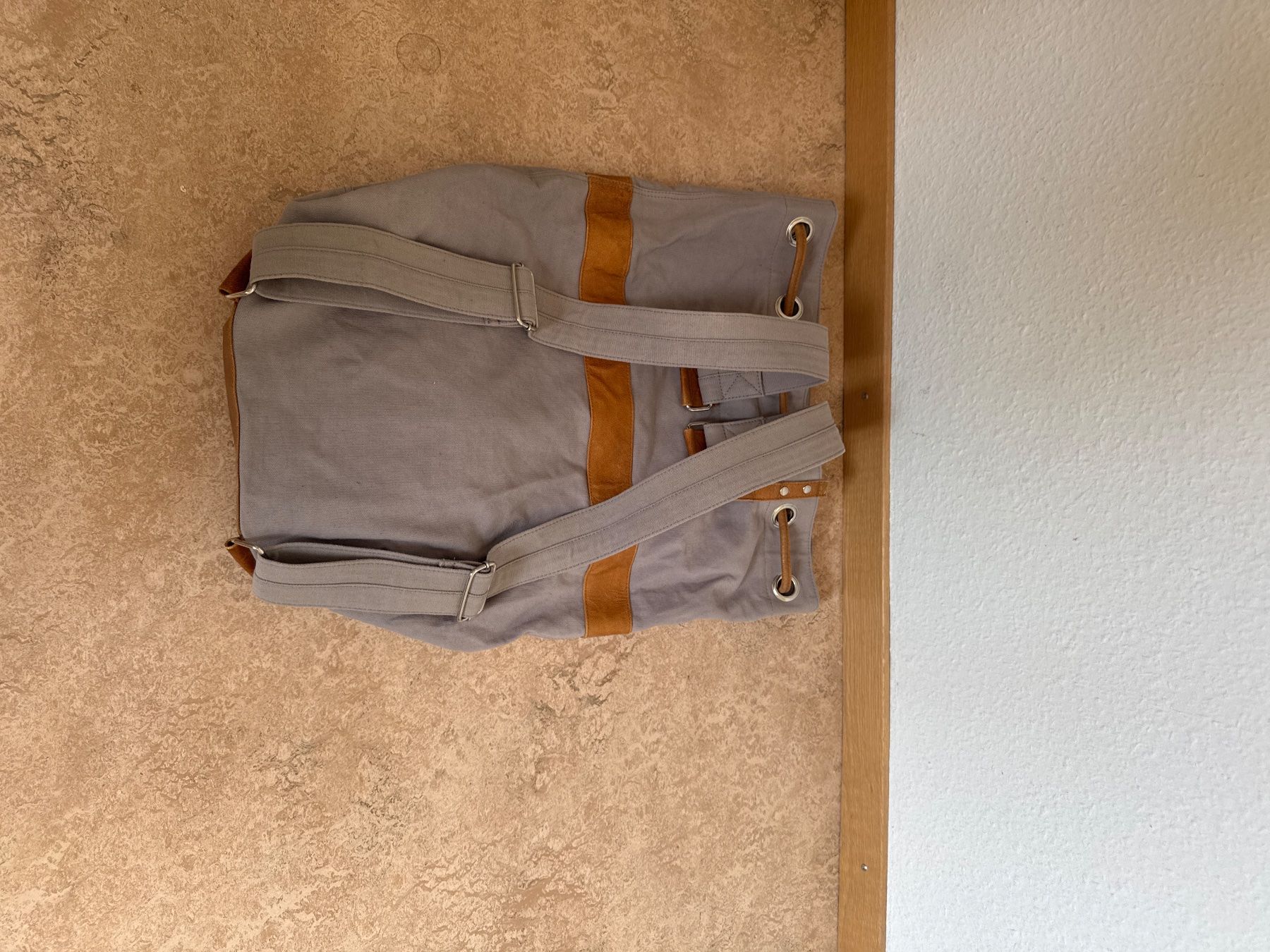 Alprausch Sacs: Stoff Beutel mit Leder Elemente guter Zustand – D'occasion à Zürich par val_q2kn 1