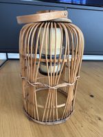 Grosse Rattanlaterne / Windlicht mit Kerze, 46 cm