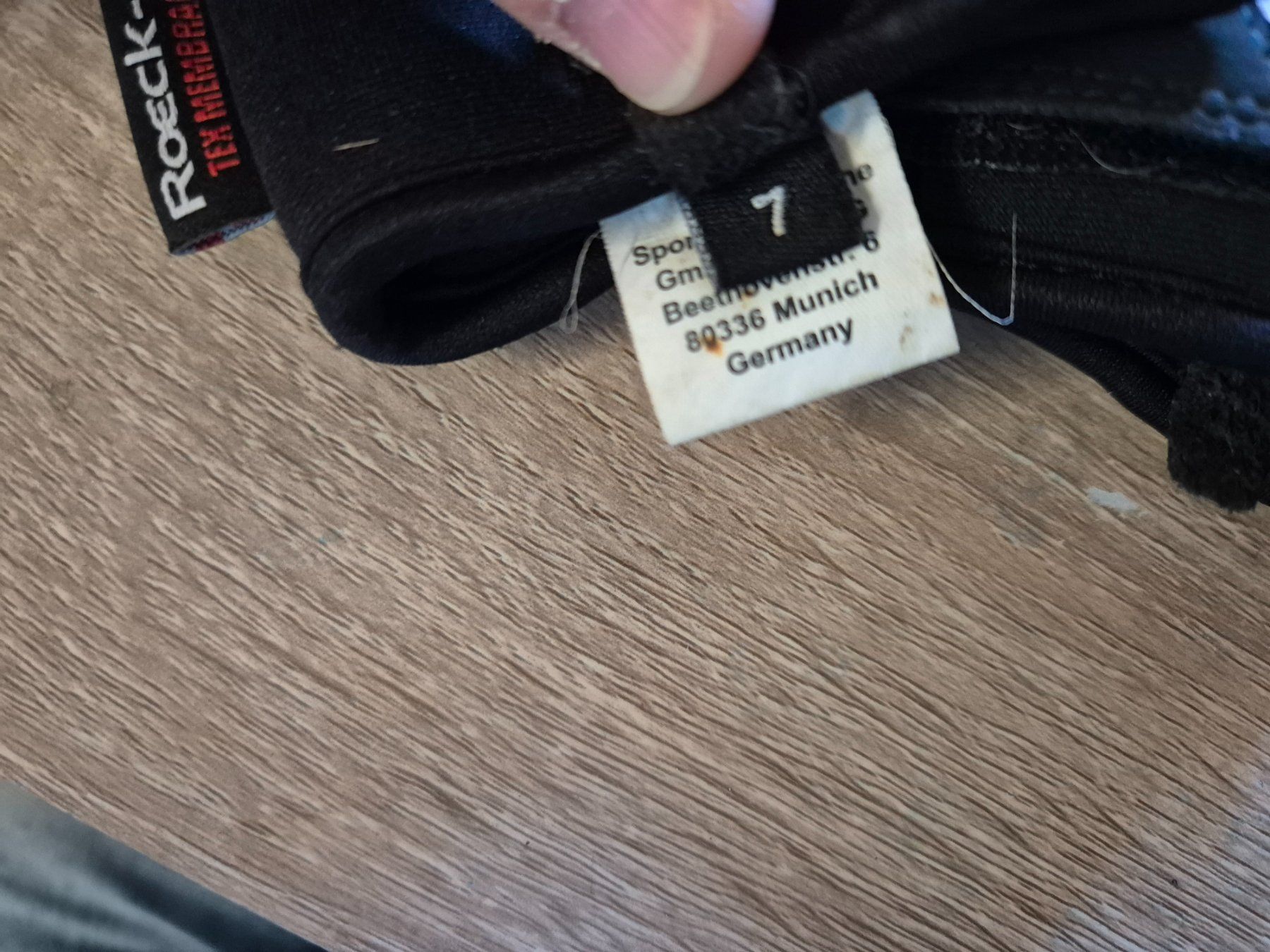 Roeckl Guanti & manicotti: Roeckl H2O Wasserfeste Reithandschuhe 7 – Usato da Meggen venduto da Orrinka20 2