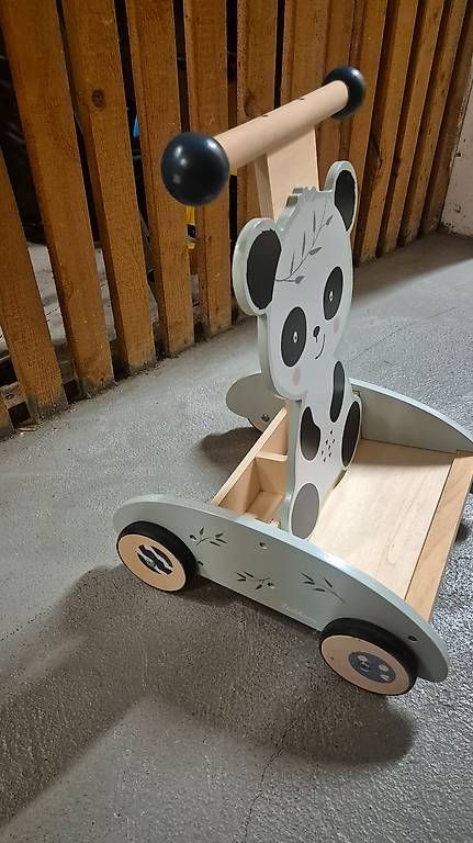 Véhicules pour enfants: Eichhorn Trotteur Push Walker – D'occasion à Genève par mar_9t5y 1