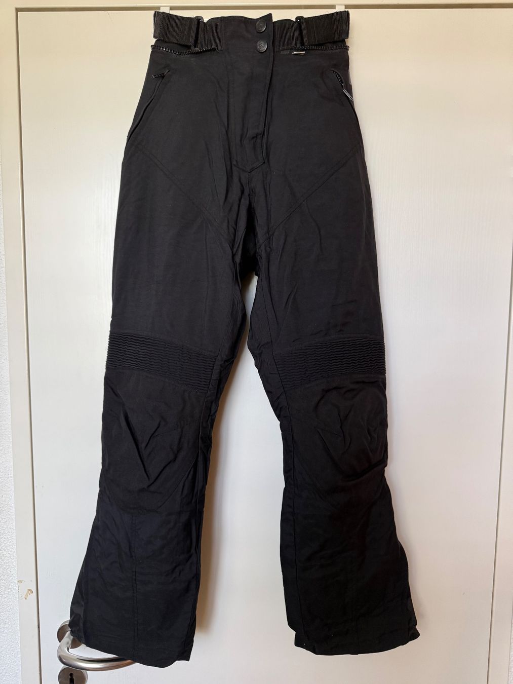 IXS Pantaloni: IXS Schwarze Motorradhose – Usato da Birmensdorf ZH venduto da T_Richard