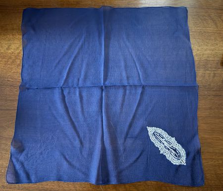 Damen Halstuch dunkelblau bestickt Monogramm guter Zustand