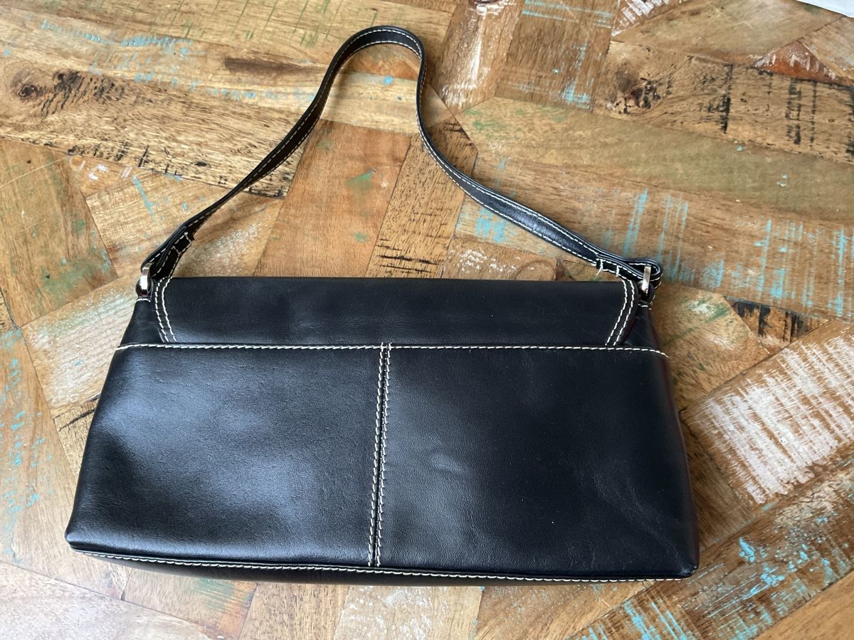 Calvin Klein Borse da donna: Schwarze Calvin Klein Ledertasche, Vintage – Usato da Bachenbülach venduto da Sybeco 3