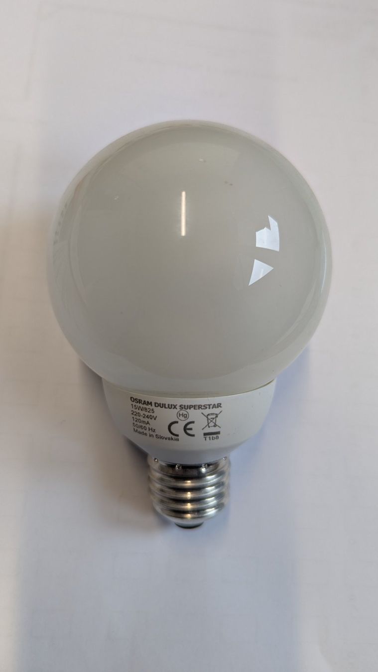 Osram Lampade: OSRAM 15W/825 Energiesparlampe – Usato da Sempach venduto da Noraa