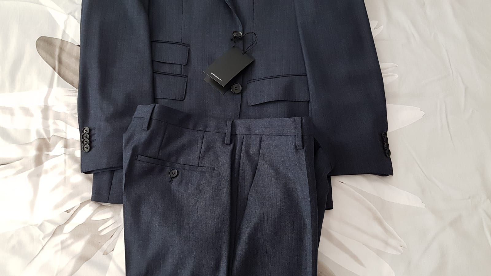 Hugo Boss Completi: Herrenanzug Hugo Boss Gr.46 neu. – Nuovo e nell'imballaggio originale da Zürich venduto da ata_c8nh 2