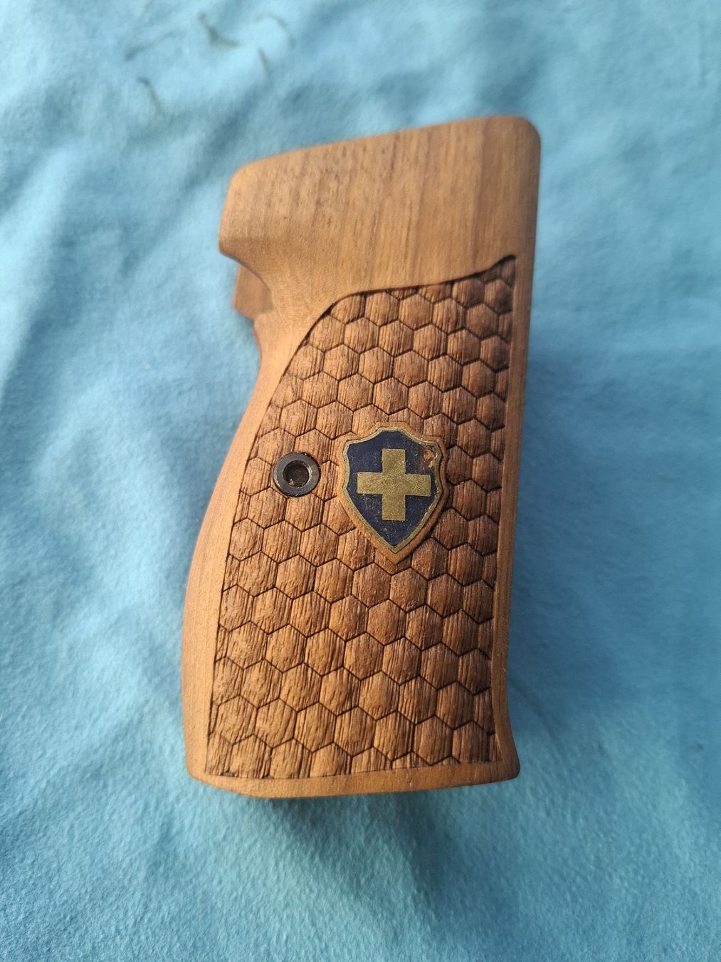 Articoli in legno: Nussbaum Griffschalen für die Sig P210 – Nuovo (secondo la descrizione) da Rothrist venduto da griffe 1