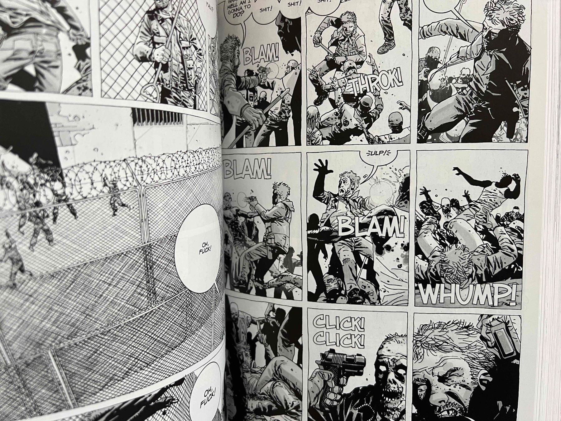 Autografi: Walking Dead Compendium + 2 ORIGINAL Autogramme auf Volume 1 – Nuovo (secondo la descrizione) da Solothurn venduto da StarsInYourHome 5
