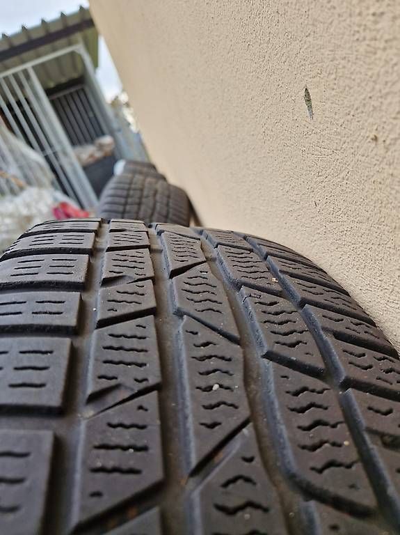 Pneumatici & Ruote complete: Pneu hiver continental – Usato da gimel venduto da Jonathan14