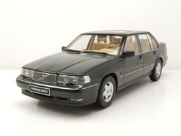 Volvo 960 Limousine 1994-1996 dunkelgrün met.       1:18