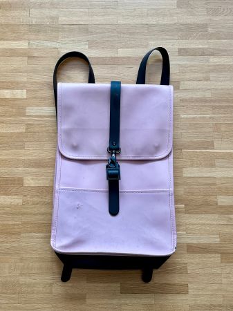 Rains Rucksack Mini  in rosa