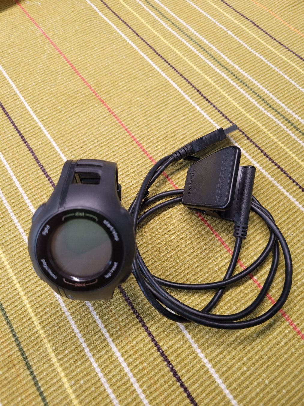 Garmin Smartwatch: Forerunner 210 – D'occasion à Oberweningen par Maniperte