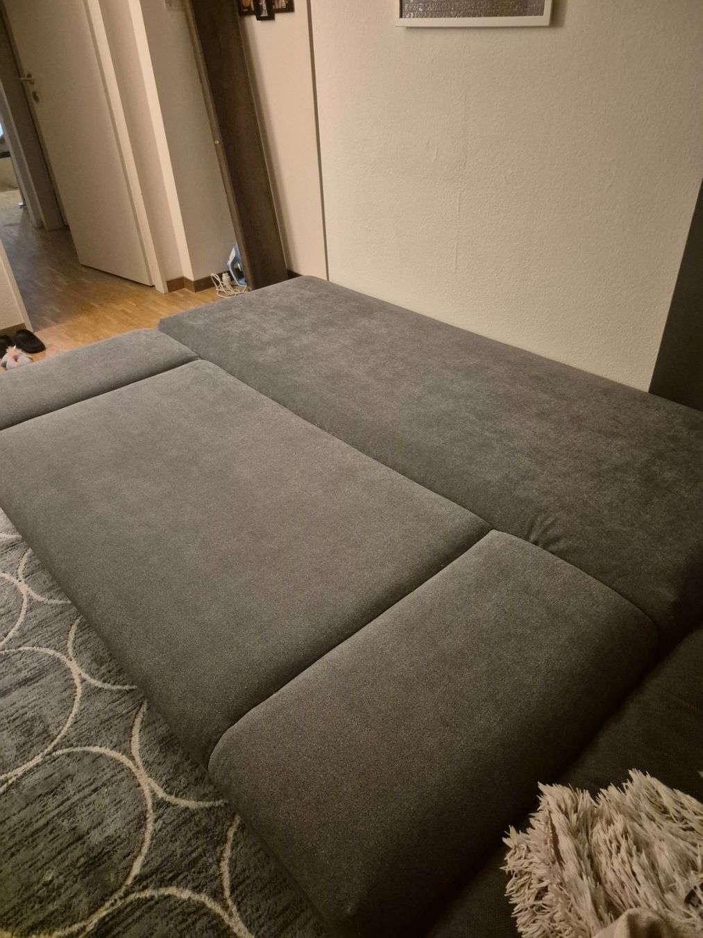 Divani: Sofa grau mit Schlaffunktion und Bettkasten – Usato da Aarau venduto da Freya87 3