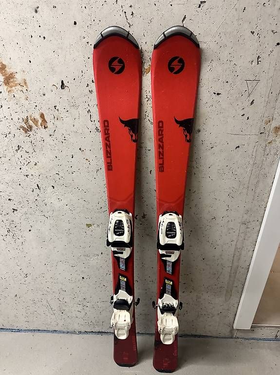 Skis: BLIZZARD 110 cm sci ski bambino ottimo stato – D'occasion à Vacallo par bbo_9r85