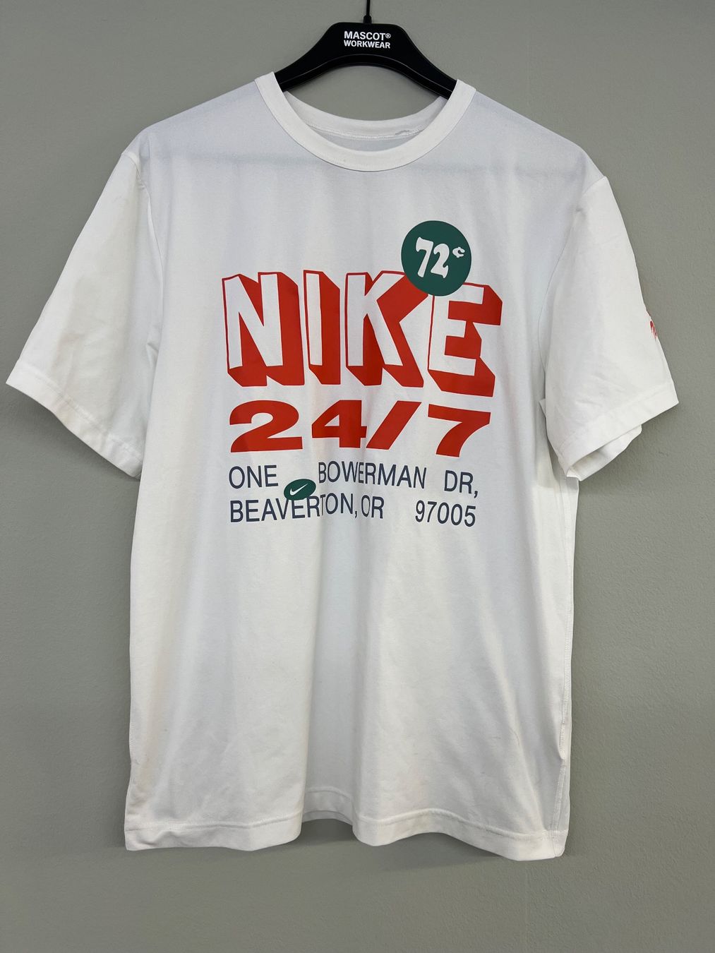 T-shirt: Nike T-Shirt 24/7 (M) – Usato da Zürich venduto da pamleano