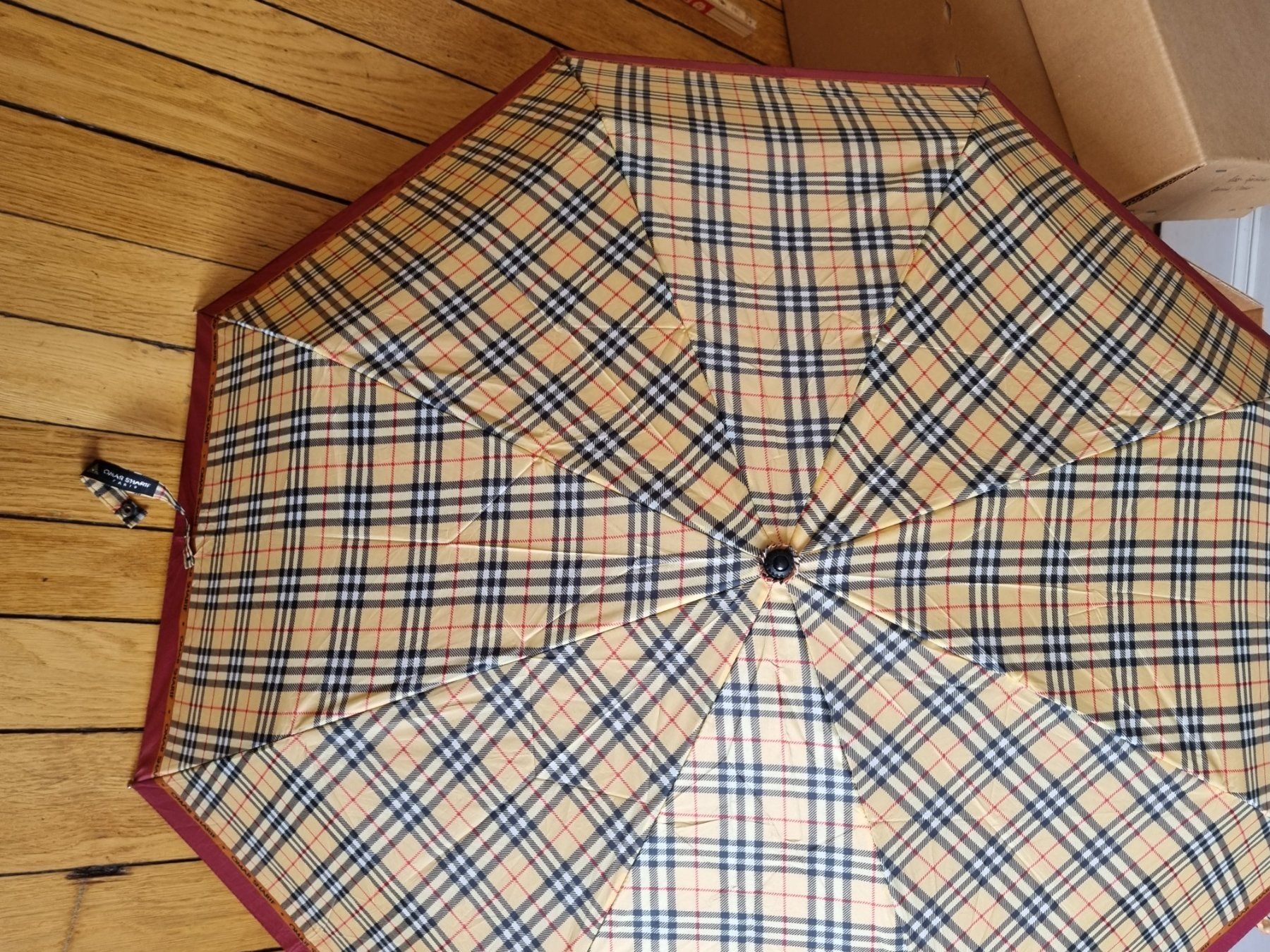 Regenschirme: Omar Sharif Taschenschirm, klein, handlich – Gebraucht aus Schaffhausen von Leveron13 5