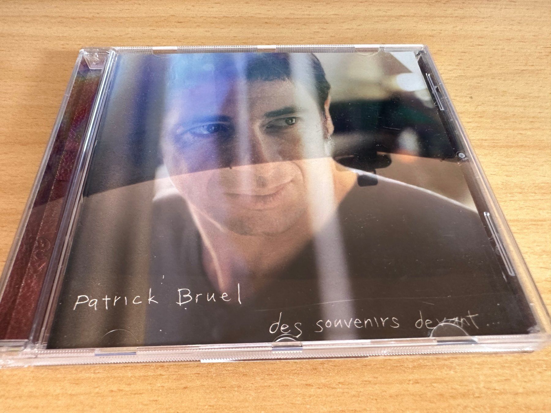 CD: Patrick Bruel – Des Souvenirs Devant... – Usato da Rikon im Tösstal venduto da Alpenmutz