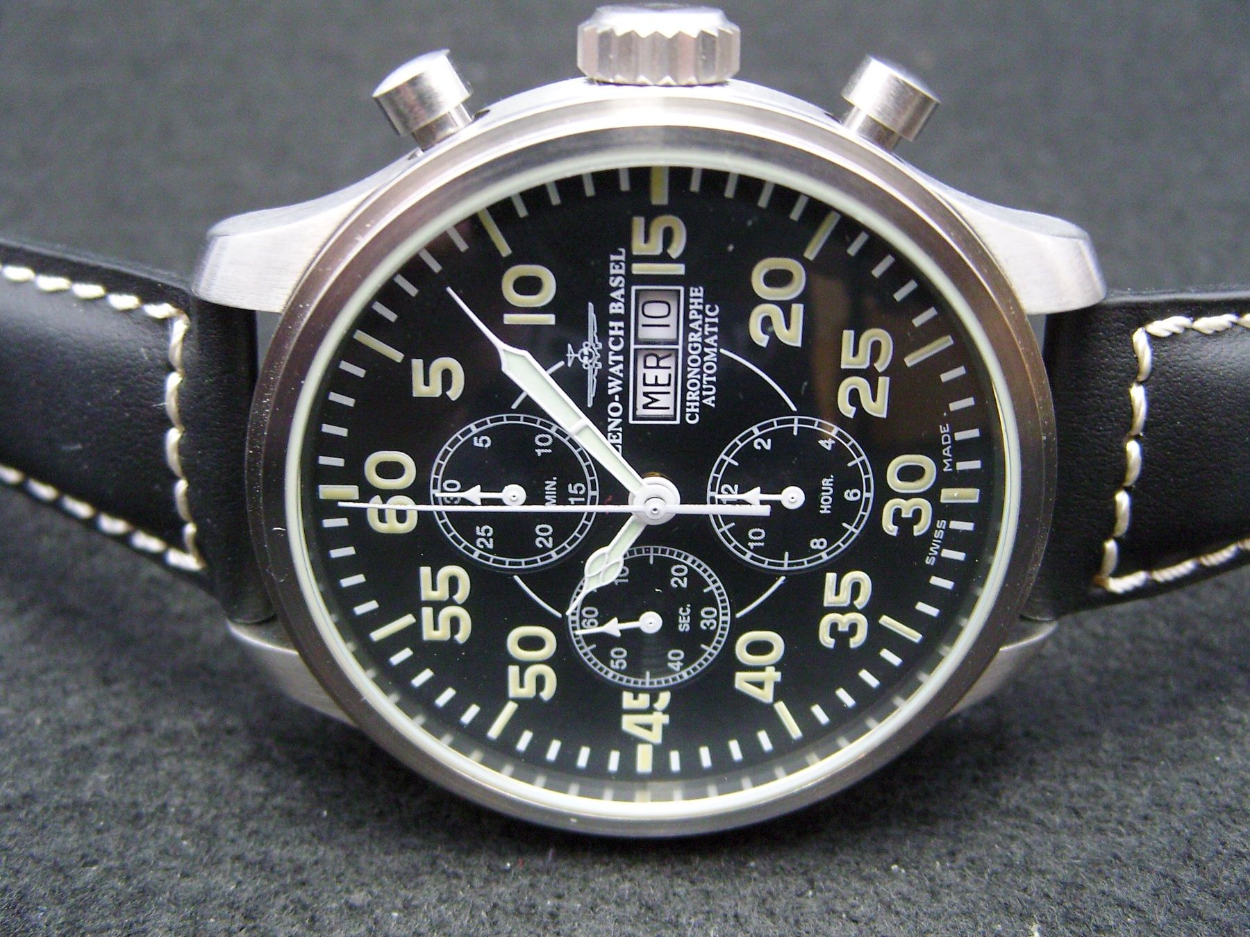 Zeno Uhren: Neuer Oversized Pilot Tachymeter Chrono Day-Date/ Automatik – Neu und originalverpackt aus Mels von niezie2002 8