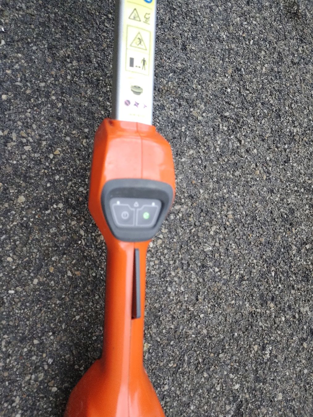 Husqvarna Tondeuses à gazon: Husqvarna 115iL Trimmer – D'occasion à Alberswil par MiSaWi 2