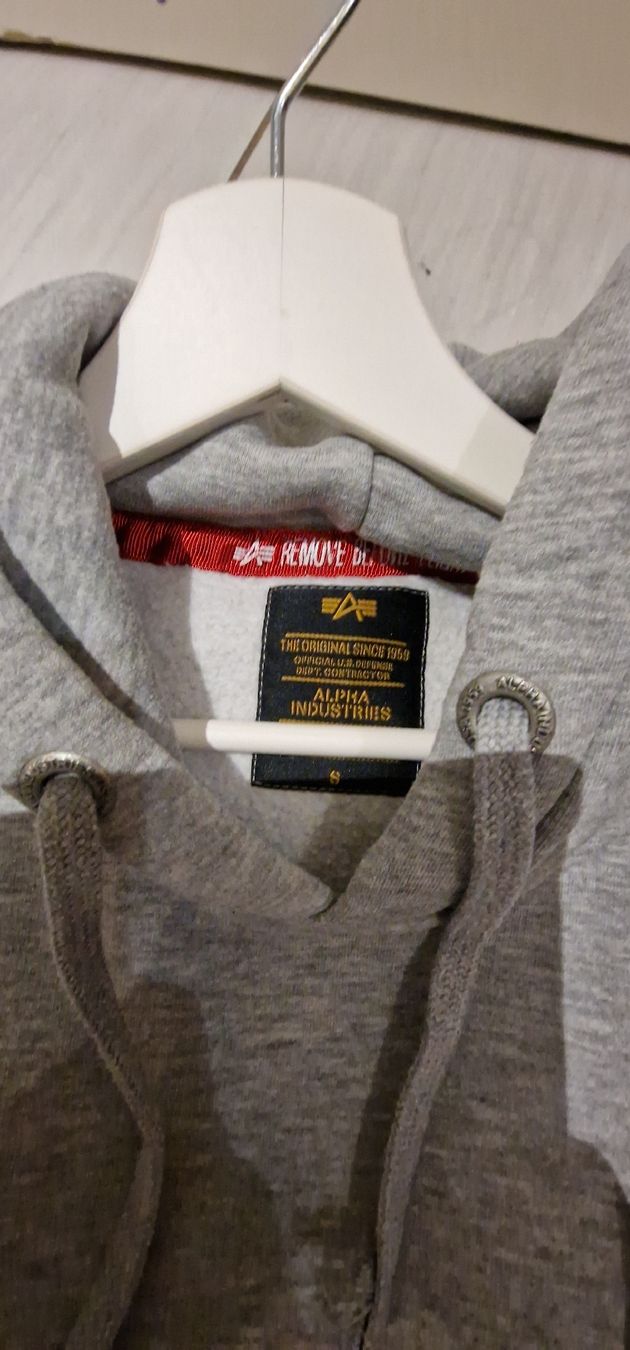 Alpha Industries Maglioni & Felpe: Alpha Industries – Nuovo (secondo la descrizione) da Oftringen venduto da bin_2wk8 2