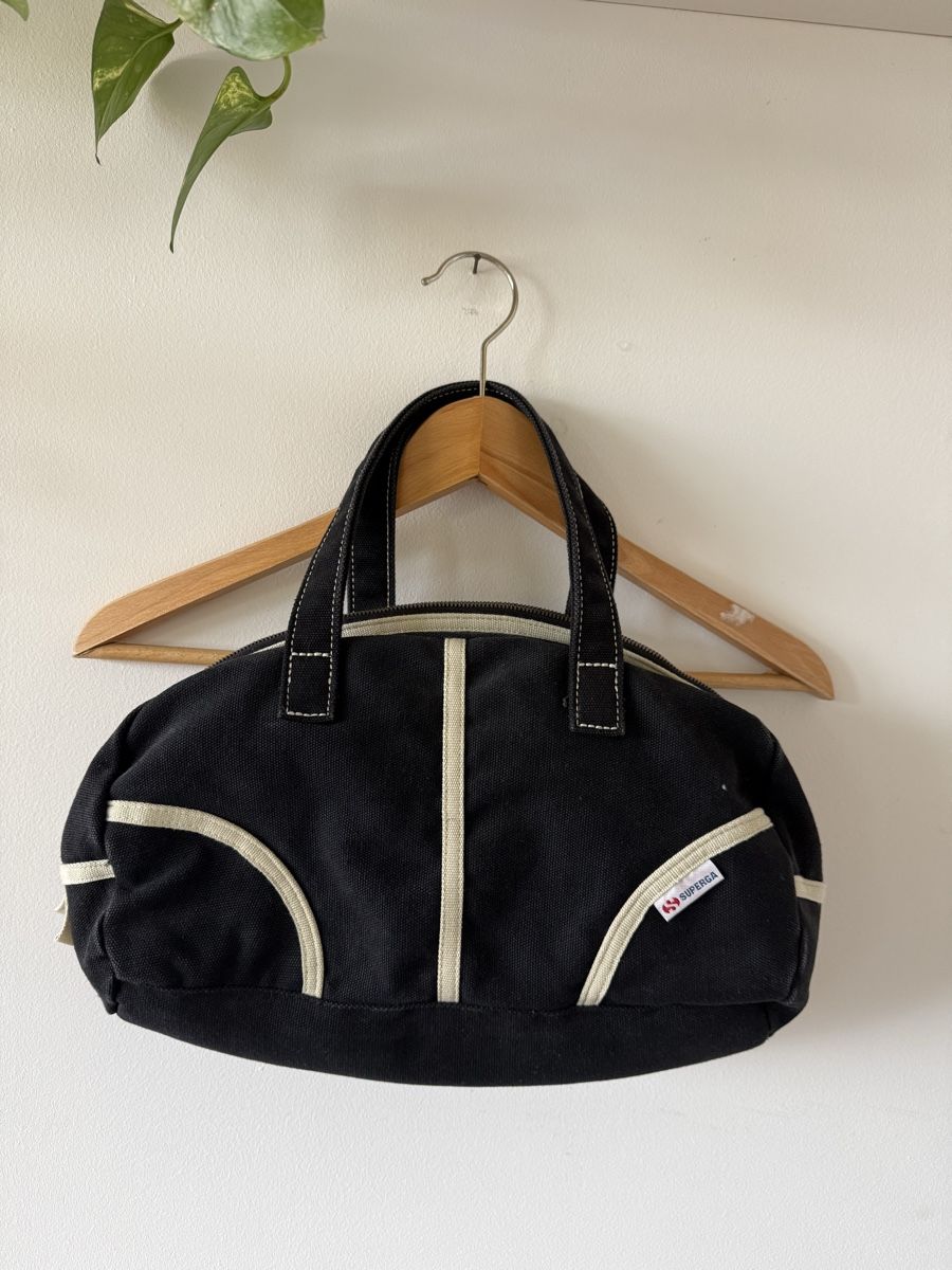 Borse da donna: Sac à main SUPERGA noir et blanc  – Usato da Cormondrèche venduto da ali_9zh5