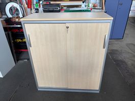 Büroschrank abschliessbar Holzoptik hell