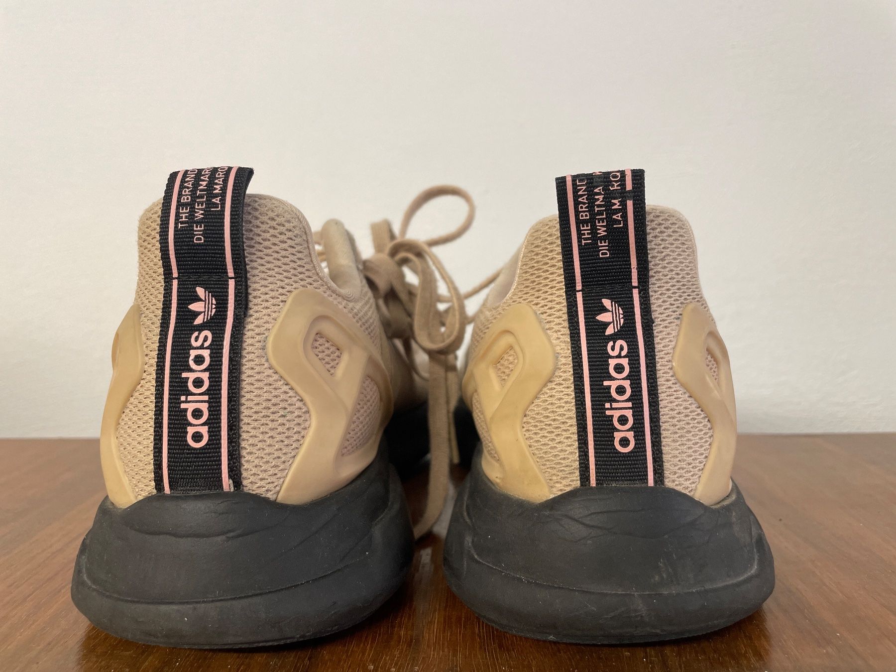 Adidas Damenschuhe: ADIDAS Sneaker Gr. 38 – Gebraucht aus Frasnacht von GracyStore 1