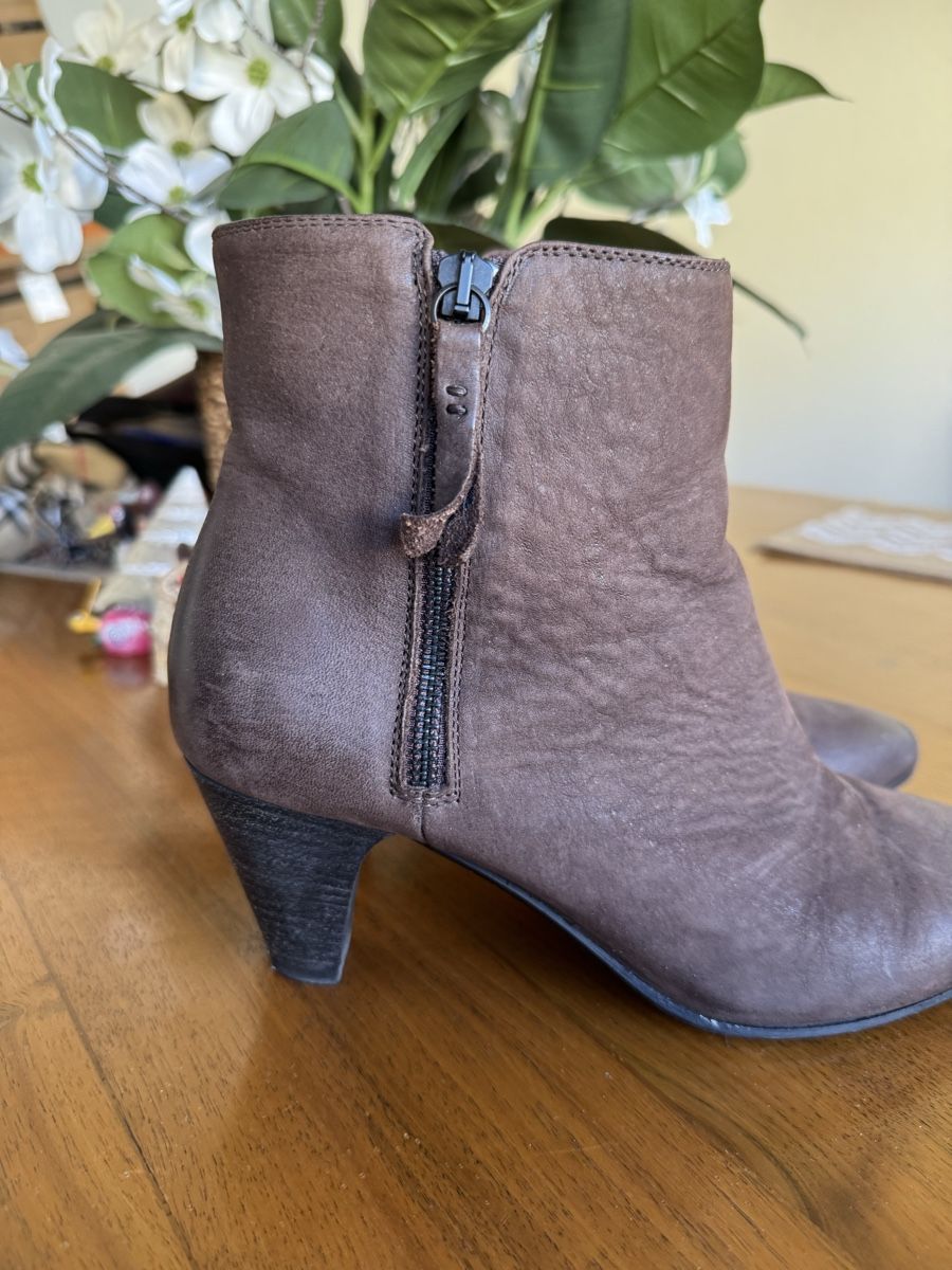 Benci Brothers Scarpe da donna: Brown leather ankle boots size 39 – Usato da Zürich venduto da diy_h7t8 1