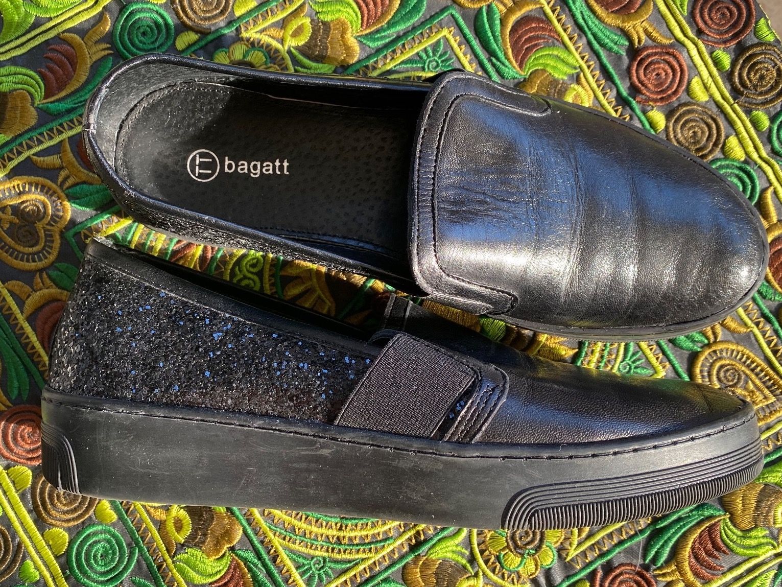 Bagatt Damenschuhe: BAGATT schwarze echt Leder Loafer  Gr. 39 – Gebraucht aus Besazio von lionheart63
