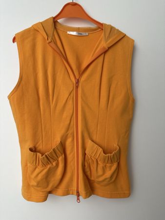 Weste mit Kapuze orange Grösse M guter Zustand
