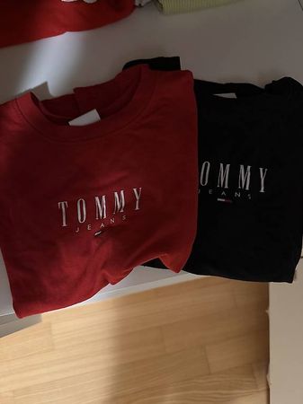 Tommy Hilfiger