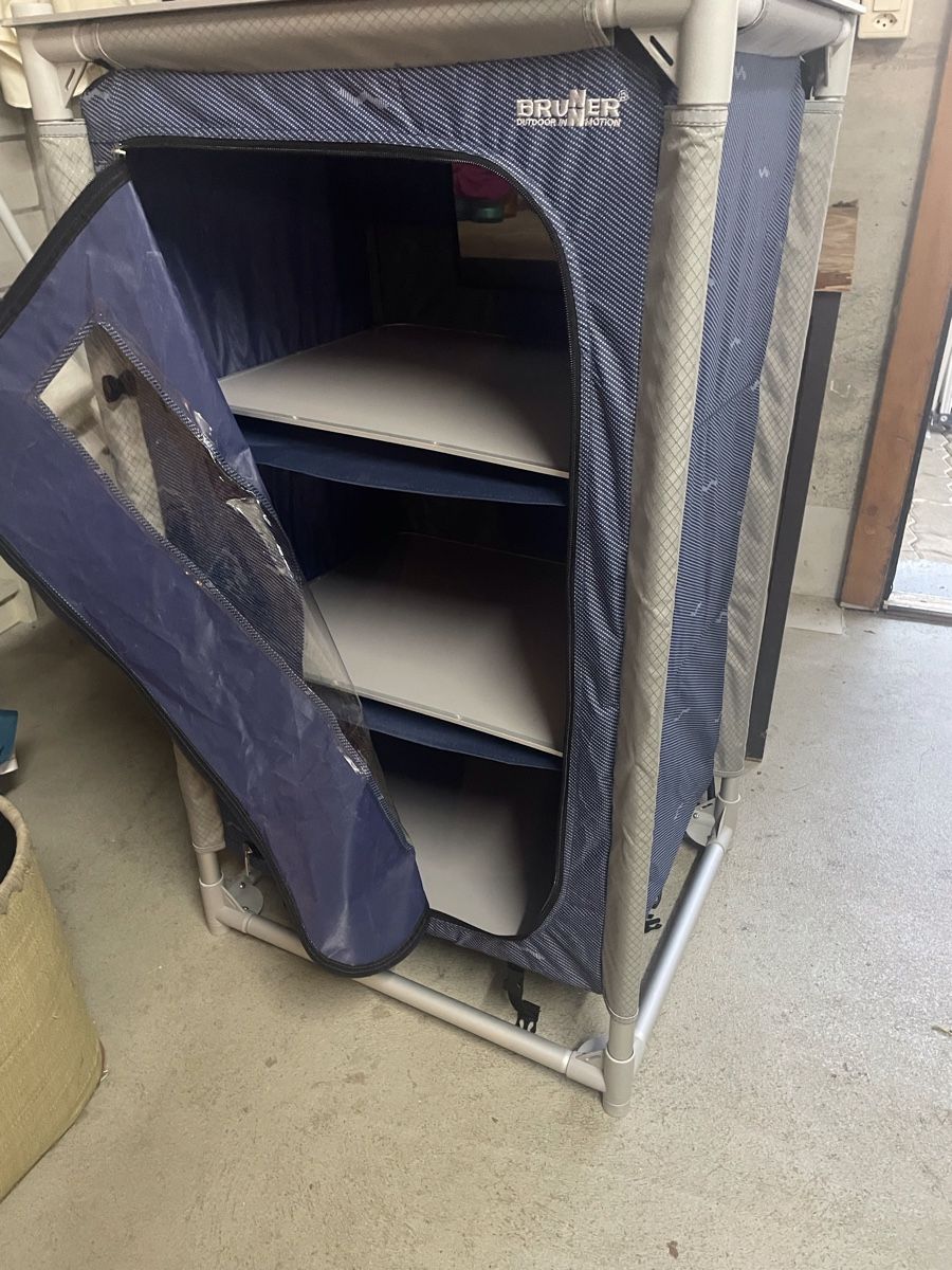 Armadi: Champingküche Campingschrank – Usato da Esslingen venduto da hup_rn9v 1