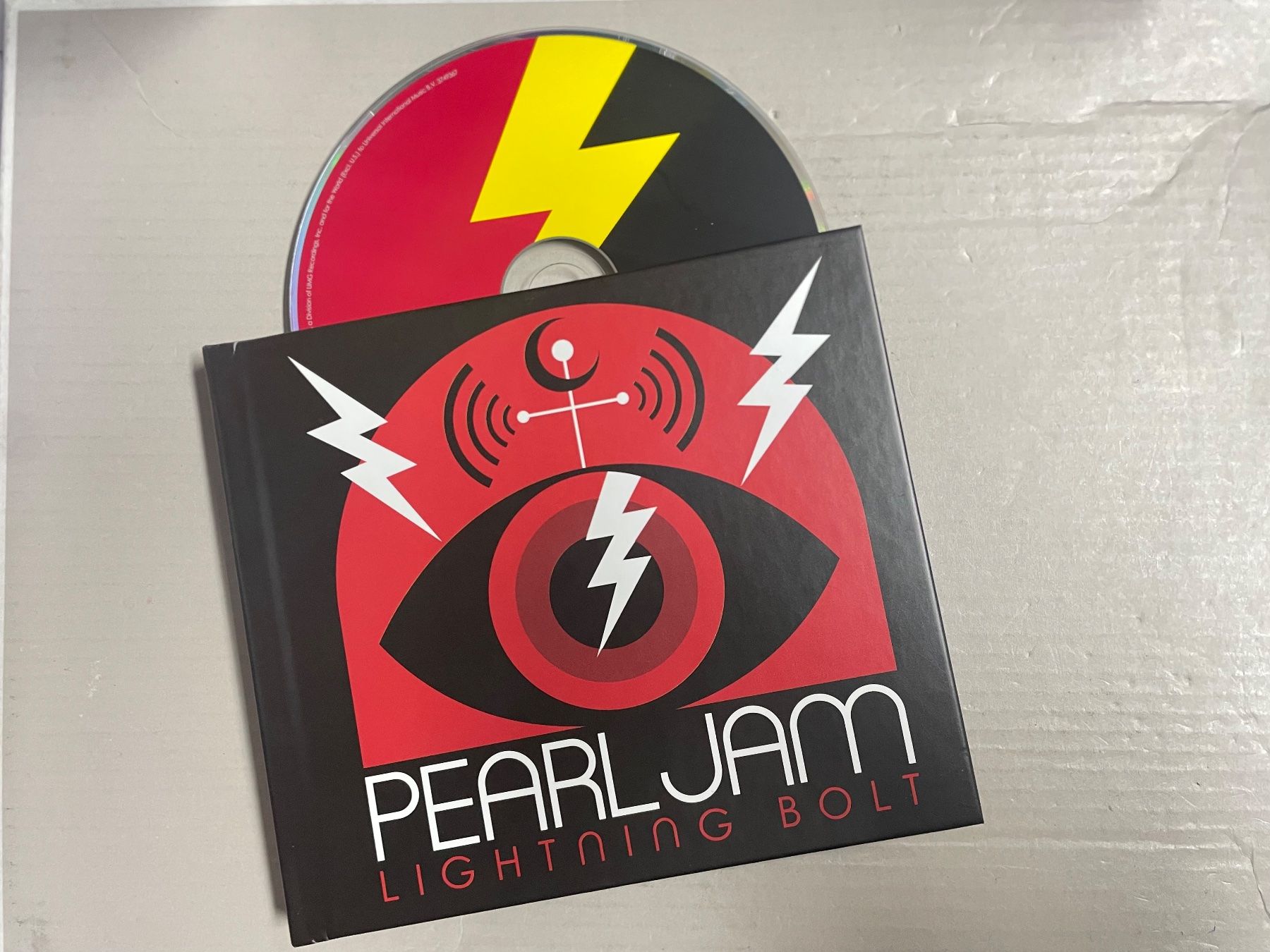 CD: Pearl Jam-Lightning Bolt – Usato da Muri b. Bern venduto da AdidasCollector 5