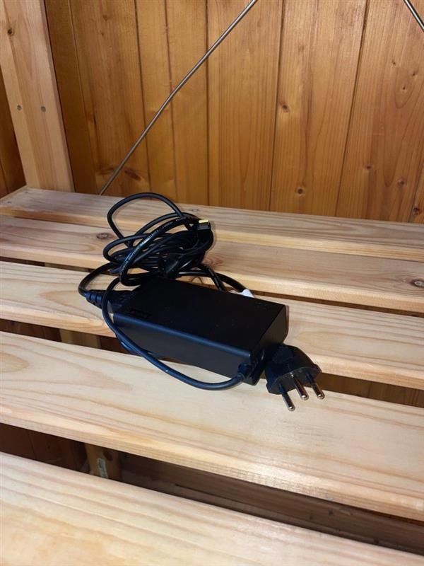 Lenovo Portables: ThinkPad L14 Gen1 mit Ladekabel – D'occasion à Ottikon par patrickb0104 2