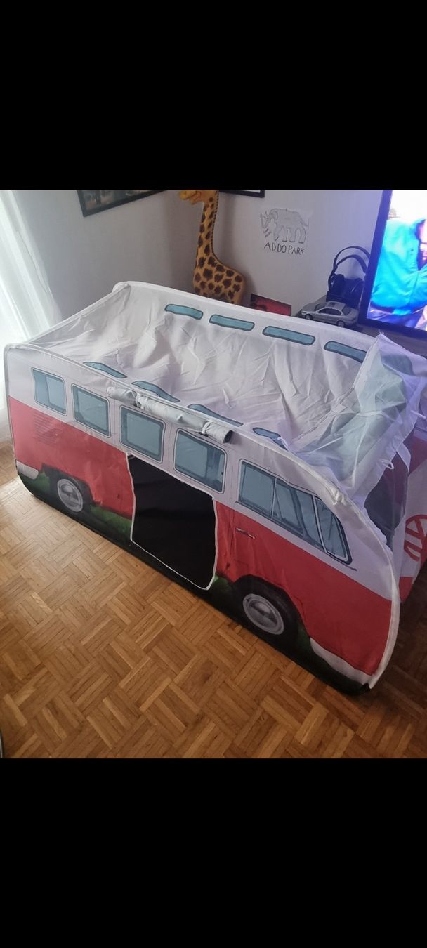 Alri letti & mobili per bambini: VW Bulli Spielzelt – Usato da Heerbrugg venduto da Ferizi