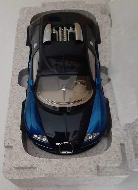 Autoart Bugatti Veyron 1/18 Jaune Et Noir - Miniature Très Rare - Neuve