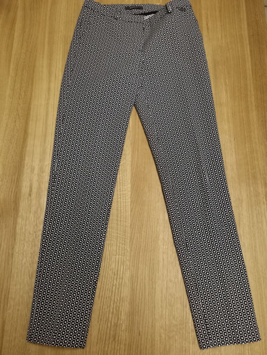 Esprit Pantaloni: Pantalon noir blanc ESPRIT comme neuf – Nuovo (secondo la descrizione) da Satigny venduto da Helene2014 4
