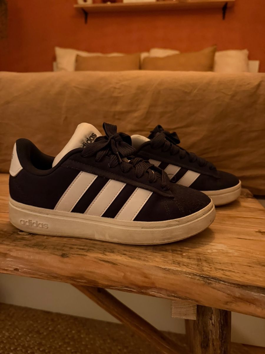 Adidas Scarpe da uomo: Sneakers adidas  – Usato da Petit-Lancy venduto da LeanaFusti 1
